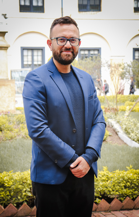 Dr. Carlos Alberto Alvarez